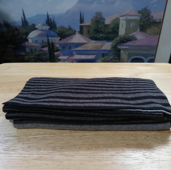 🌇🆕APT. 9 DESIGNER SCARF 10"×80"🛩🚂 - Picture 12 of 16